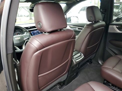 Certified 2023 Cadillac XT6 Premium Luxury w/ Technology Package image 13