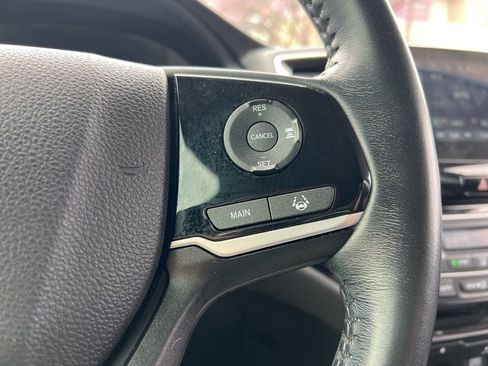 Used 2022 Honda Pilot Touring image 18