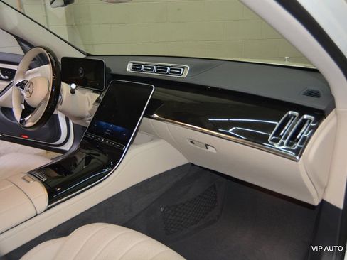 Used 2022 Mercedes-Benz S 500 4MATIC image 25