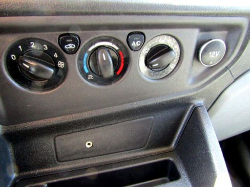 Used 2020 Ford Transit 250 Medium Roof image 23