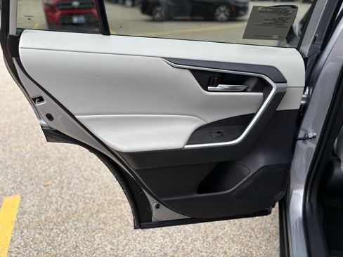 New 2025 Toyota RAV4 XLE image 15