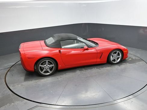 Used 2007 Chevrolet Corvette Convertible w/ Preferred Equipment Group RWD image 25