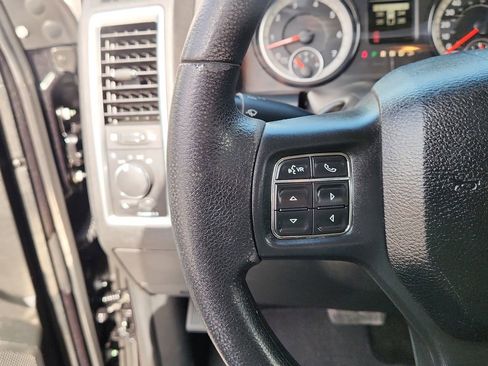 Used 2017 RAM 1500 Classic SLT image 16