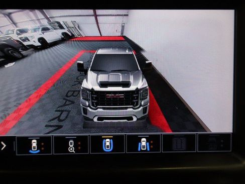 Used 2022 GMC Sierra 3500 Denali w/ Denali Ultimate Package AWD/4WD image 18