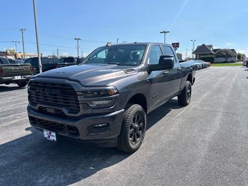 Used 2025 RAM 2500 Big Horn AWD/4WD image 1