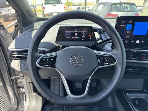 Certified 2023 Volkswagen ID.4 S RWD image 19