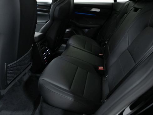 New 2025 Porsche Macan Turbo Electric image 27