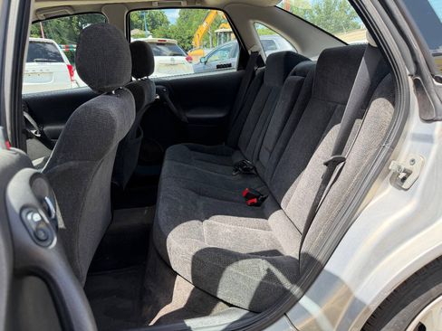 Used 2000 Saturn L-Series LS1 FWD image 12