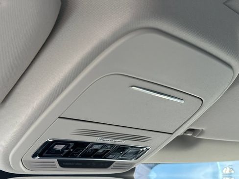 Used 2025 Lincoln Navigator L Reserve AWD/4WD image 22