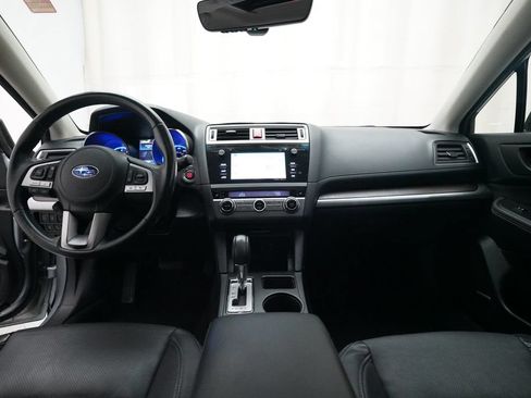 Used 2017 Subaru Outback 2.5i Limited AWD/4WD image 5