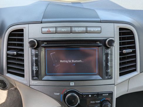 Used 2014 Toyota Venza XLE w/ XLE Premium Package AWD/4WD image 20