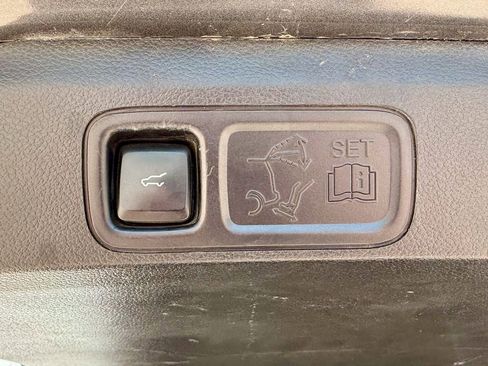 Used 2019 Ford Expedition Platinum AWD/4WD image 19