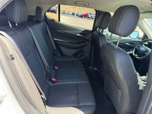 Used 2024 Buick Encore GX Sport Touring image 15