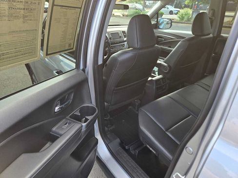 Used 2018 Honda Ridgeline RTL image 18