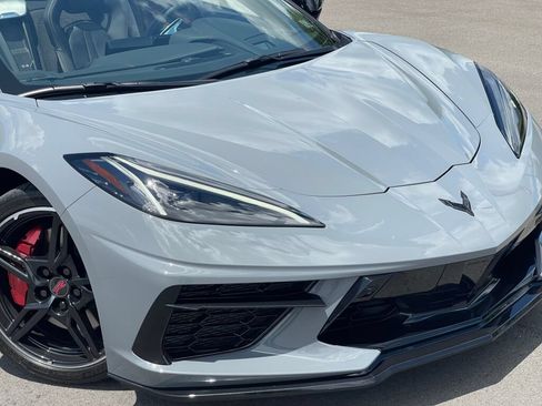 Used 2024 Chevrolet Corvette Stingray Premium Conv w/ Z51 Performance Package RWD image 23