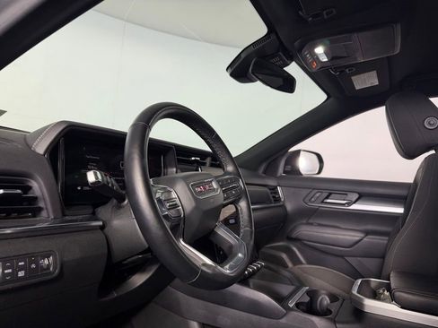 Used 2025 GMC Terrain Elevation AWD/4WD image 21