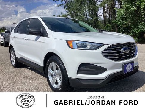 Used 2021 Ford Edge SE image 1