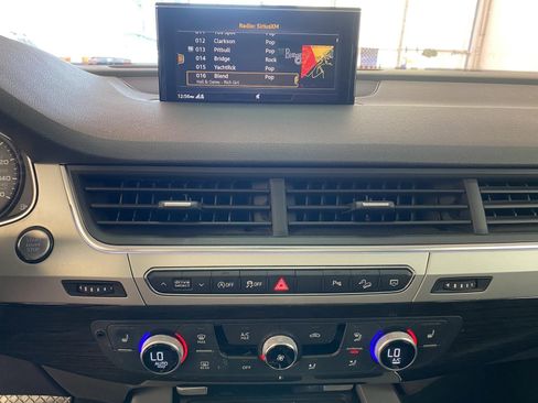 Used 2018 Audi Q7 2.0T Premium Plus w/ Premium Plus Package image 29