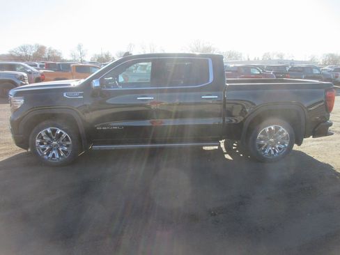 New 2026 GMC Sierra 1500 Denali image 10
