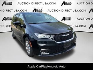 Used 2025 Chrysler Pacifica Select FWD video 3