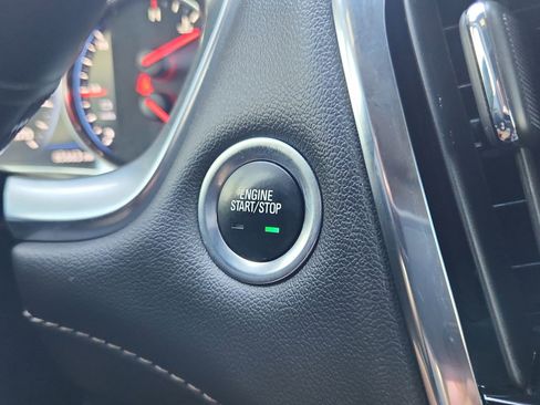 Used 2023 Chevrolet Traverse Premier w/ Redline Edition image 23