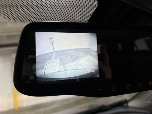 Used 2011 Chevrolet Equinox LT w/ Chrome Appearance Package image 14