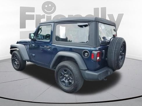 Used 2025 Jeep Wrangler Sport AWD/4WD image 3