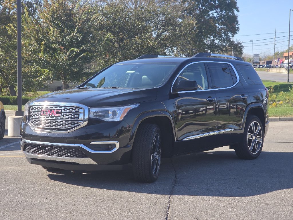 Used 2017 GMC Acadia Denali AWD/4WD image 21