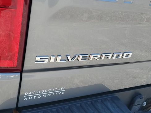 Used 2021 Chevrolet Silverado 1500 Custom Trail Boss w/ Safety Confidence Package AWD/4WD image 25