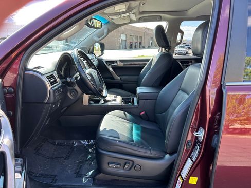 Used 2014 Lexus GX 460 AWD/4WD image 12