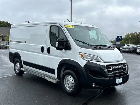 Used 2023 RAM ProMaster 2500 image 5