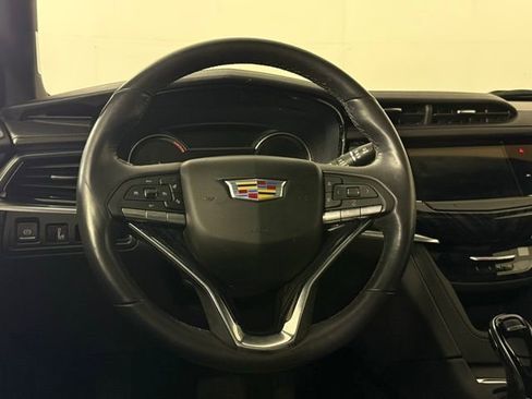 Certified 2024 Cadillac XT6 Premium Luxury image 21