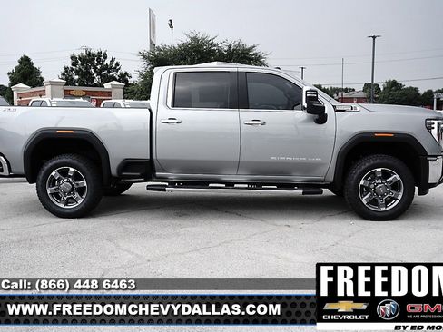 New 2025 GMC Sierra 2500 SLT w/ Texas SLT Premium Package image 8