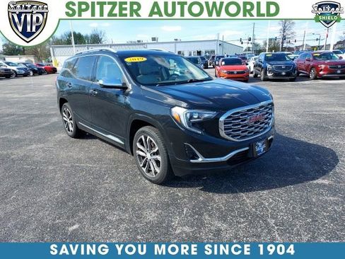 Used 2019 GMC Terrain Denali w/ GMC Pro Grade Package image 1