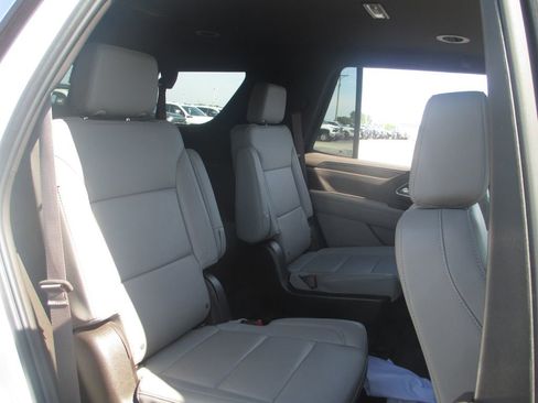 Used 2023 Chevrolet Tahoe LT w/ Luxury Package AWD/4WD image 25