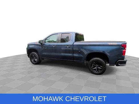 Used 2019 Chevrolet Silverado 1500 Custom Trail Boss w/ Custom Convenience Package AWD/4WD image 7