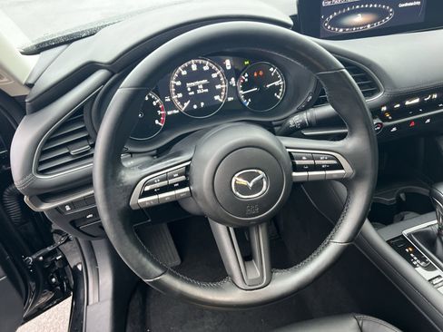 Used 2021 MAZDA MAZDA3 s image 16