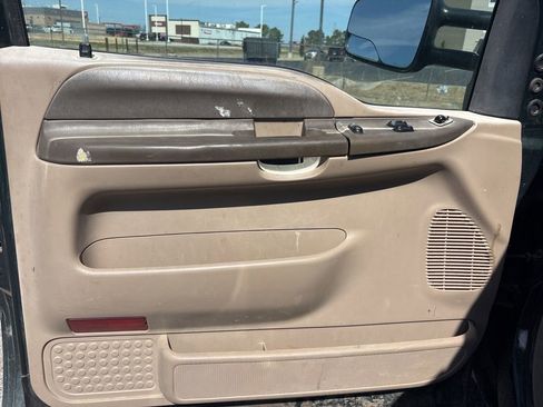 Used 2002 Ford F250 XLT image 14