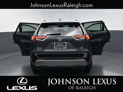 Used 2025 Toyota RAV4 SE AWD/4WD image 35