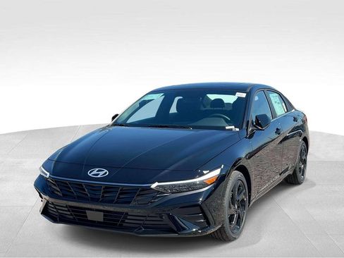 New 2026 Hyundai Elantra SEL Sport Premium w/ Cargo Package FWD image 2