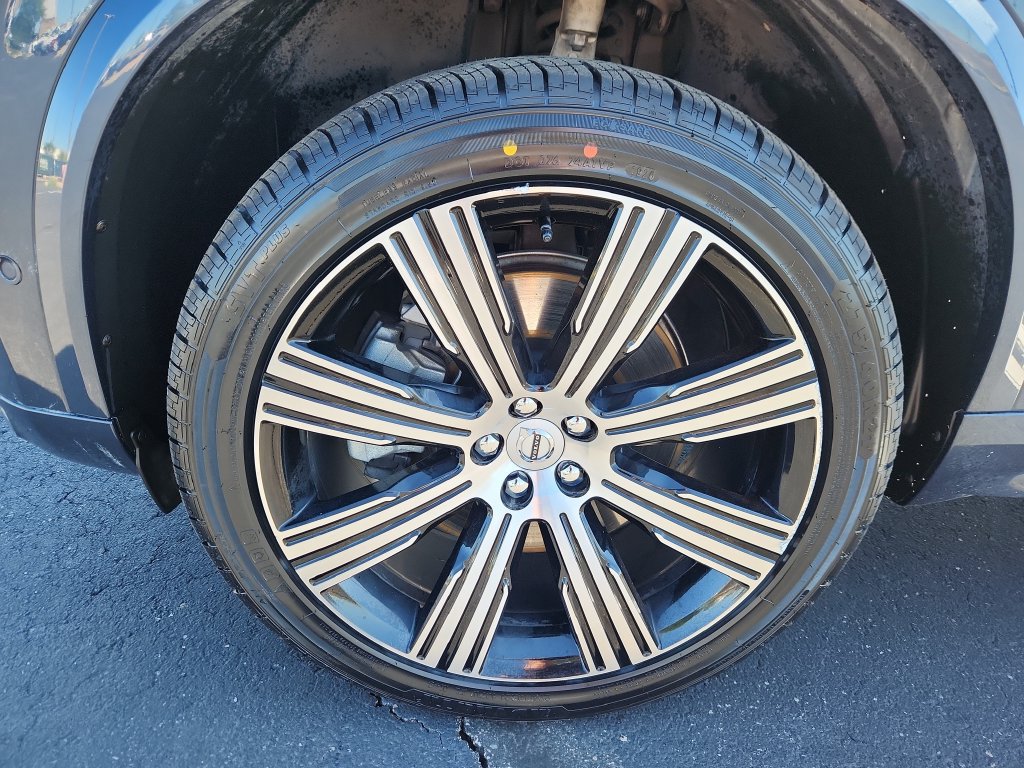 Used 2023 Volvo XC90 T8 Ultimate AWD/4WD image 9