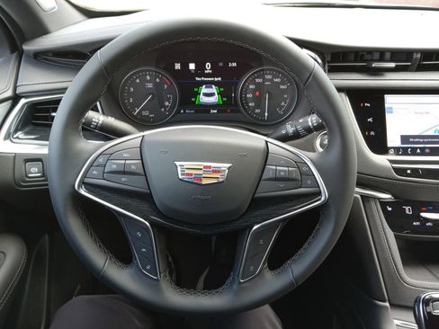 New 2026 Cadillac XT5 Premium Luxury w/ LPO, ONYX Package AWD/4WD image 13
