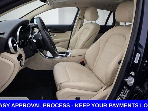 Used 2021 Mercedes-Benz GLC 300 4MATIC image 9
