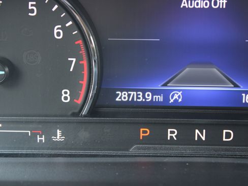 Used 2024 Ford Explorer Limited image 22