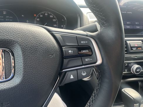 Used 2022 Honda Accord Sport image 22
