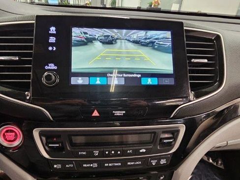 Used 2019 Honda Pilot Elite image 20