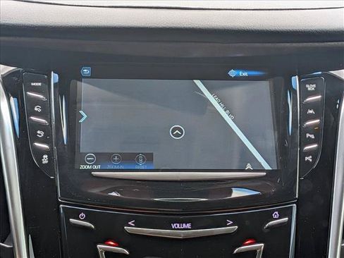 Used 2020 Cadillac Escalade Premium Luxury AWD/4WD image 14