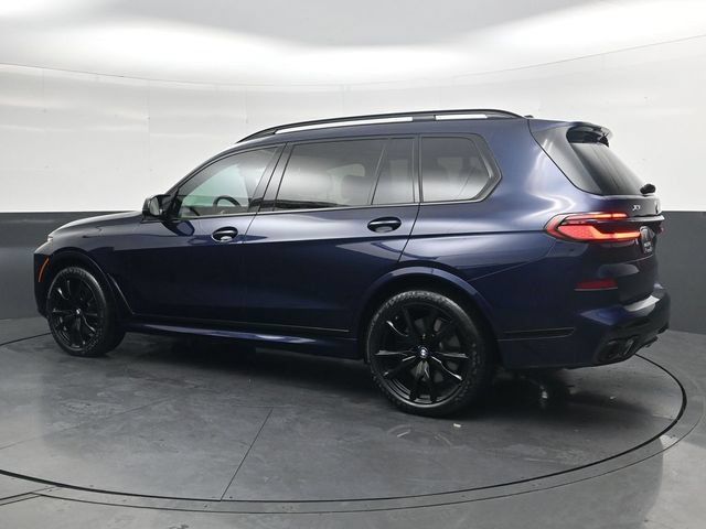 Certified 2025 BMW X7 M60i AWD/4WD image 7