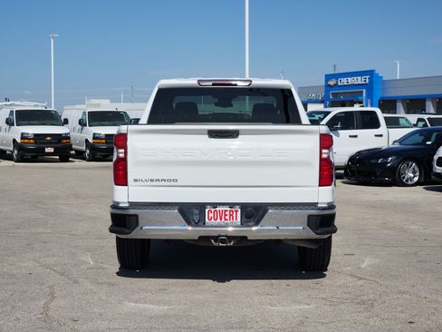 Used 2023 Chevrolet Silverado 1500 W/T w/ Trailering Package AWD/4WD image 6