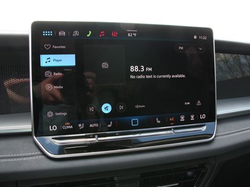 New 2026 Volkswagen Tiguan SE FWD image 20